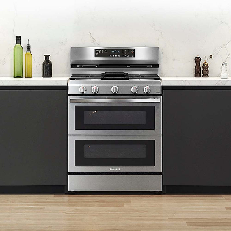 Samsung 6.0 cu. ft. Smart Freestanding Gas Range with Flex Duo™, Stainless Cooktop & Air Fry