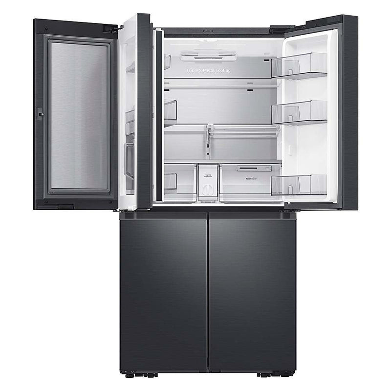 Clearance Samsung - 29 cu. ft. Smart 4-Door Flex™ Refrigerator with Family Hub™ and Beverage Center in Black Stainless Steel