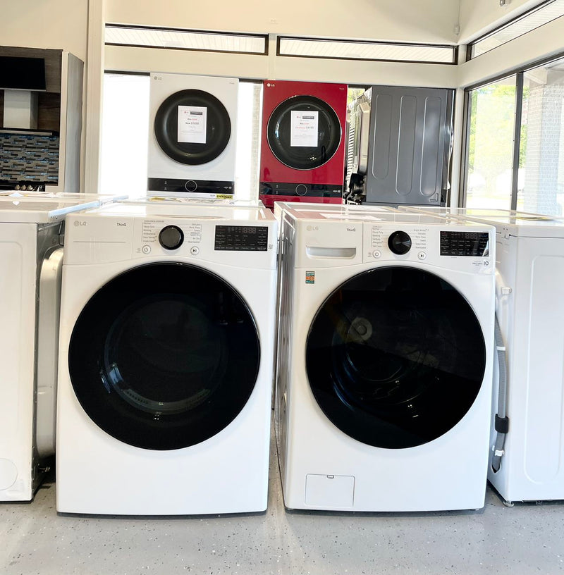 LG 4.5 cu. ft. Front Load Washer with TurboWash 360 and 7.4 cu. ft. Dryer with TurboSteam and Built-In Intelligence